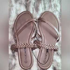 Brown size 6 braided sandals